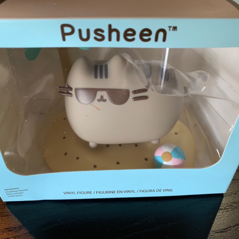 Pusheen Vinyl Collectable - Vacation Pusheen